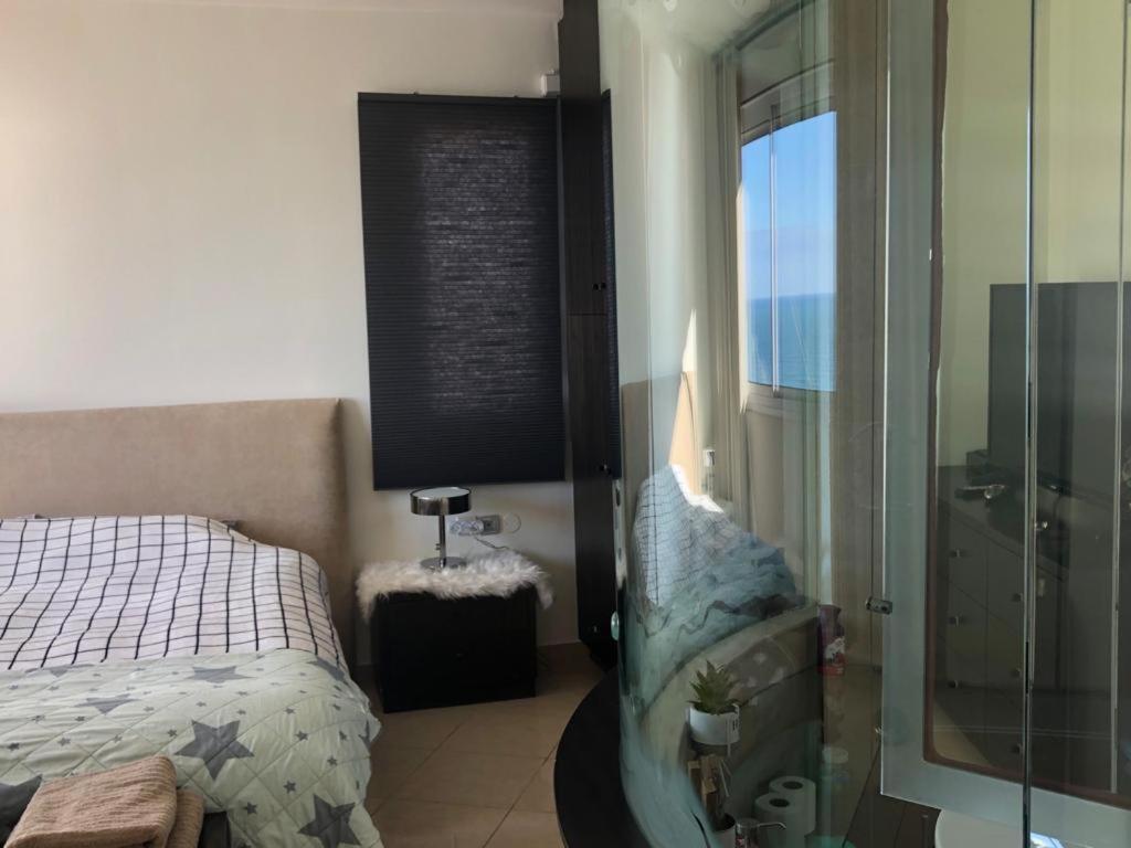Sky Home Luxury Apartment With Sea View Bat Jám Kültér fotó